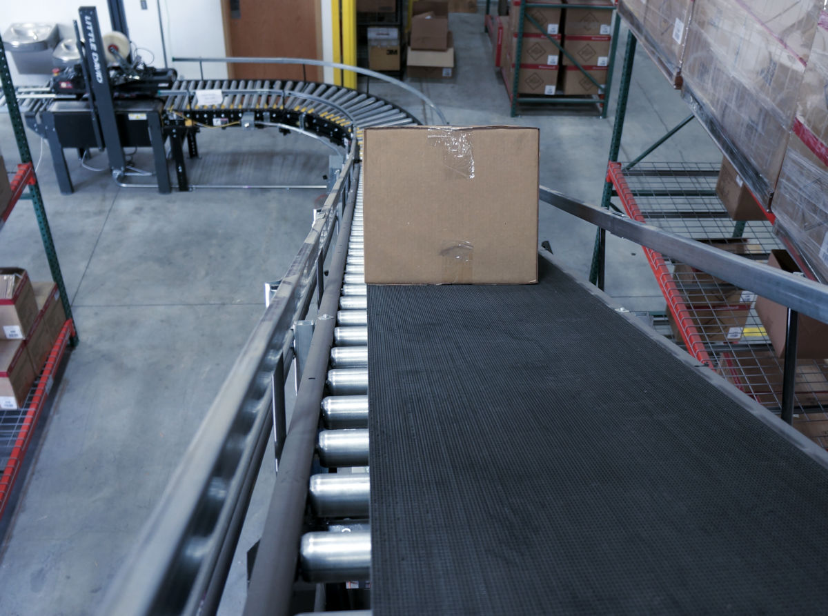 3PL Warehouse conveyor